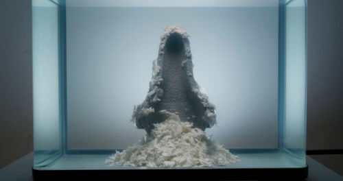 Water-breakable outer shell crumbles to reveal 3D printed mold