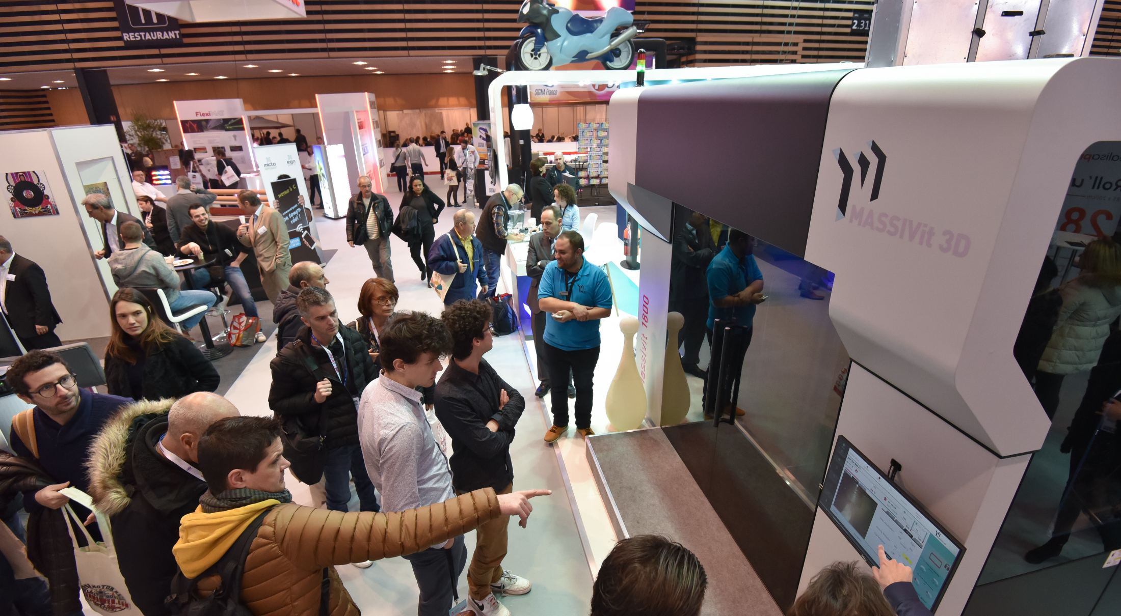 looking at big 3d printer